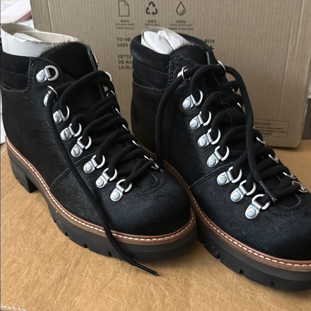 NEW Clarks Women's Black Hiking Boots - Orianna Alpine